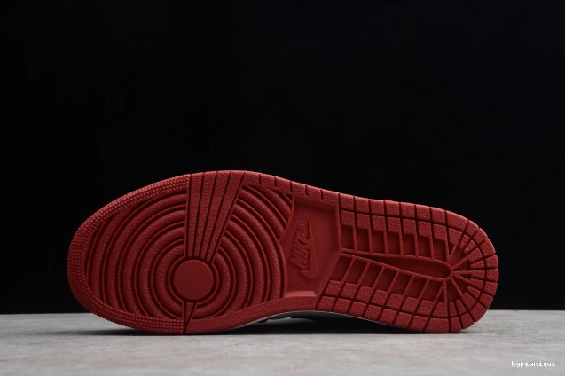 HYPE Low Air 1 553558-116 Jordan Black Toe 0808